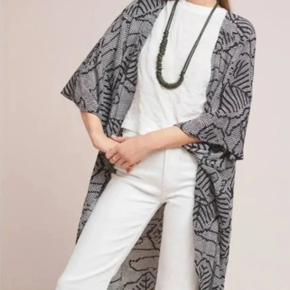 Anthropologie Gillian Printed Kimono One Size Black and White Kimono OS